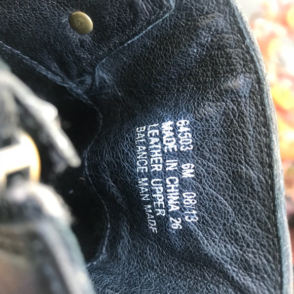 Clarks Heeled Black Leather Boots Size 6 - Picture 5 of 8